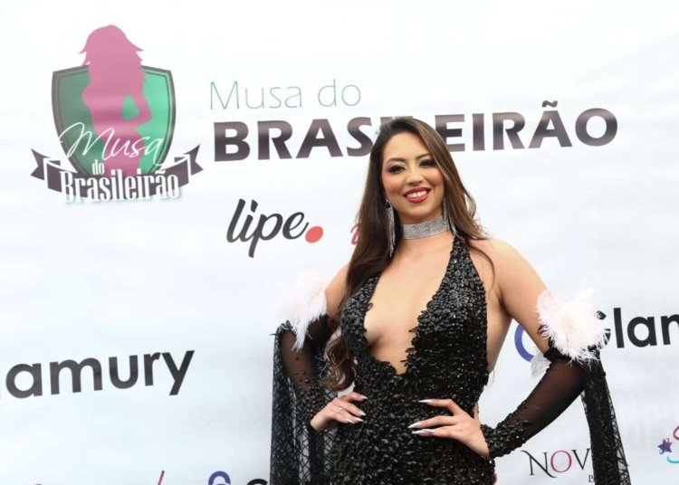 Olivia Faria usa ‘obra de arte’ em desfile do Brasileirão