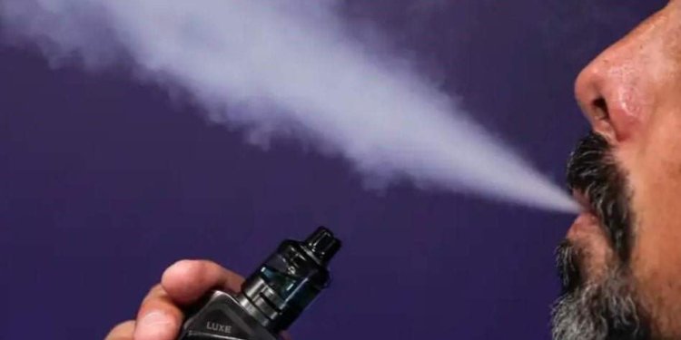 Consumo de cigarro eletrônico cresce 600% em seis anos, aponta Ipec