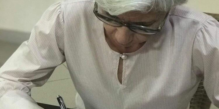 Resenha do livro: A GAROTA DA CAPA – O LEGADO