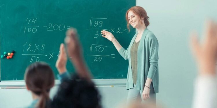 Além da lousa: A realidade e o desafio de ser Professor no Brasil