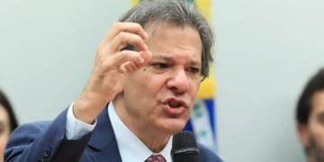 apos-falas-de-haddad,-ibovespa-fecha-em-ligeira-alta-de-0,03%