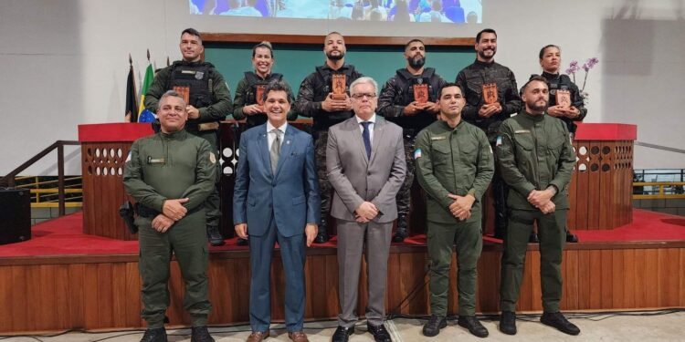 governo-do-estado-realiza-formatura-de-353-novos-policiais-penais