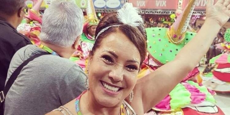 Janete de Sá: Paixão pelo Carnaval e apoio às escolas de samba