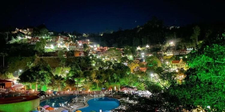 Três destinos para curtir o charme das noites capixabas