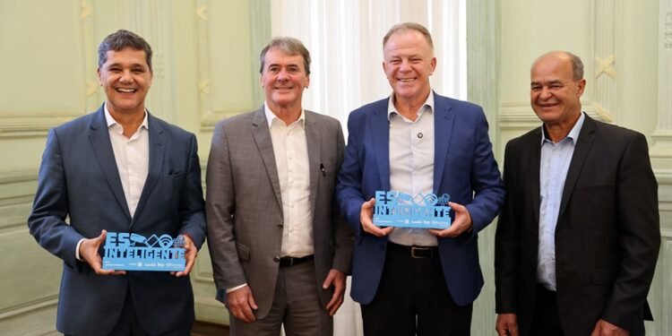 Venda Nova do Imigrante firma contrato para implantação de Cidade Inteligente