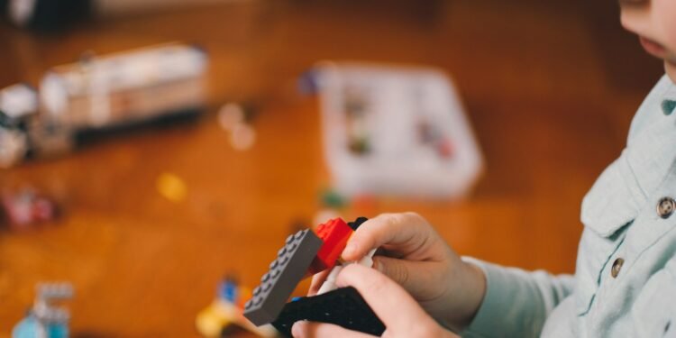 Negar tratamento prescrito a autistas poderá gerar multa de até R$ 47 mil no ES