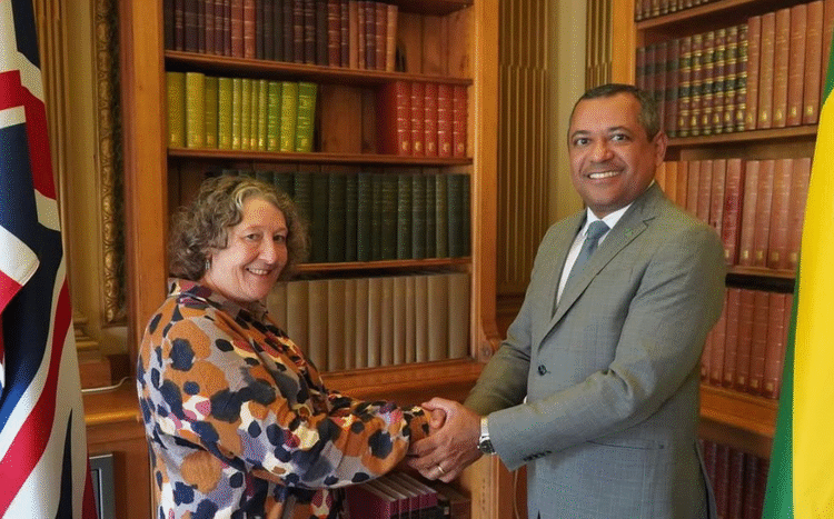 brasil e reino unido firmam memorando de entendimento em fertilizantes sustentáveis © agência gov i via mapa