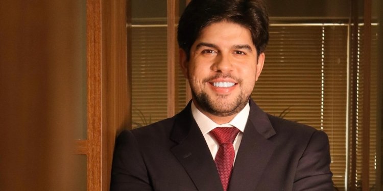 felipe athayde é advogado tributarista, professor e contador em formação © divulgação (2)