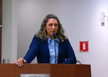 2025 11 13 22.51.24 www.youtube.com 2726f965372f