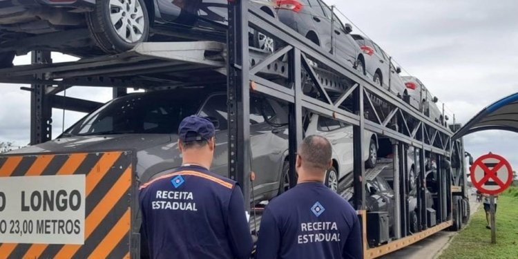 fiscalização em linhares identifica transporte irregular de mercadorias avaliadas em mais de r$ 1,1 milhão © detran es