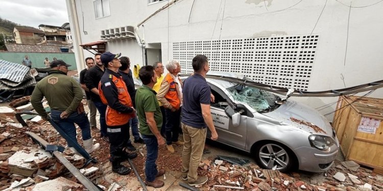 governo do estado reforça apoio a muniz freire após fortes chuvas e prejuízos na zona rural © giovani pagotto i via governo es