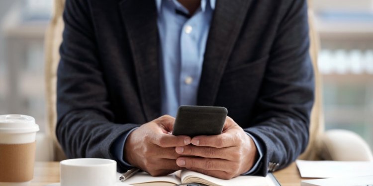 86% das empresas brasileiras usam nuvem, impulsionando o novo ponto eletrônico (rep a)