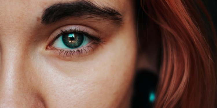 woman 7315671 1280 (1)