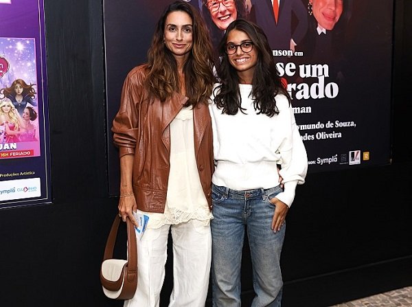 camila lucciola e felipa