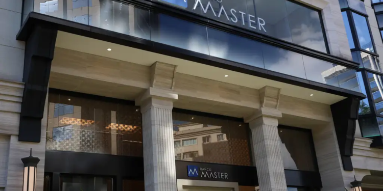 Mendonça assume investigação do Banco Master e define rumos do caso com a Polícia Federal