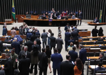 câmara dos deputados © bruno spada i via câmara dos deputados