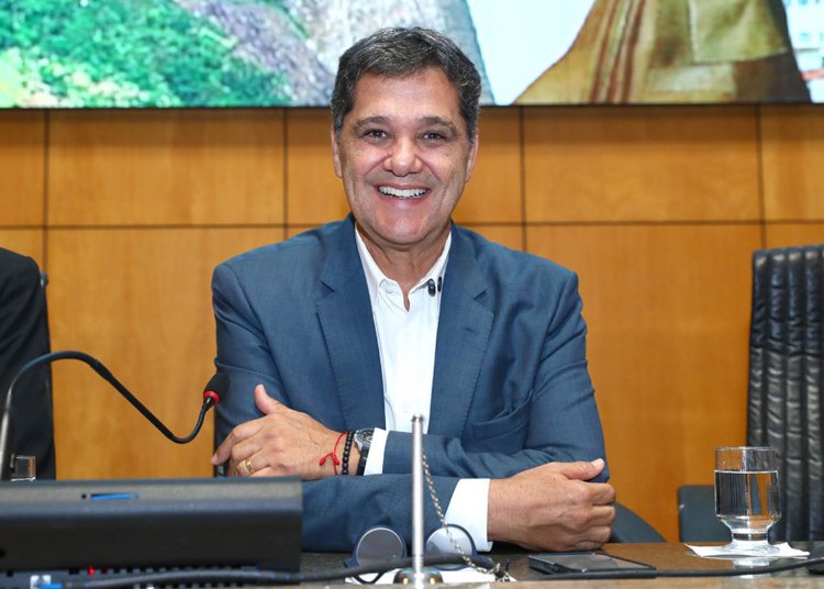 corpo 50371 ricardo ferracolucasscosta