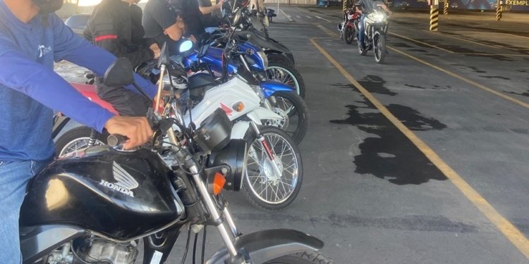 Detran-ES abre inscrições para dois cursos profissionalizantes em Mecânica e Pilotagem