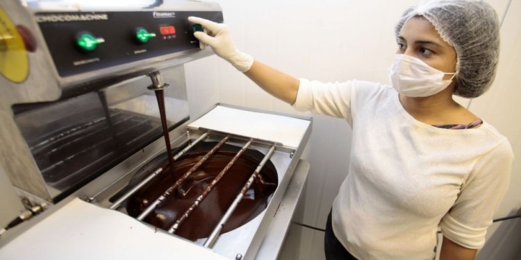 Governo reduz pela metade prazo para importadores de cacau acessarem benefício fiscal