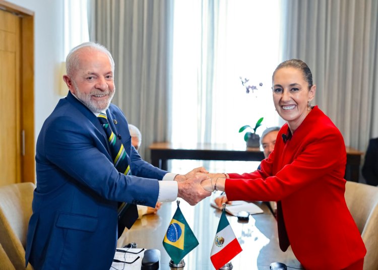 Lula e Sheinbaum discutem reunião de empresários para ampliar negócios entre Brasil e México