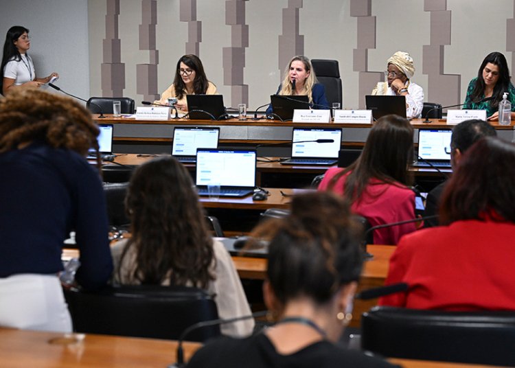 Mais de 1.248 homens mataram mulheres no Brasil em 2025: Congresso exige ações urgentes