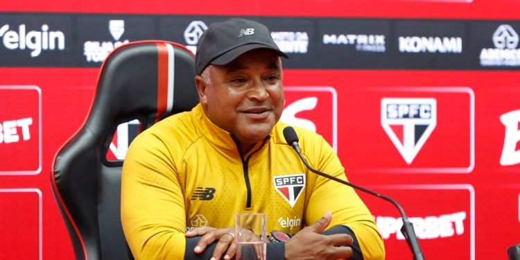 São Paulo oficializa contratação de Roger Machado como novo técnico