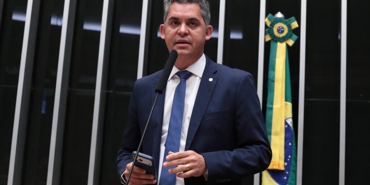 O deputado federal Gilson Daniel © Câmara dos Deputados