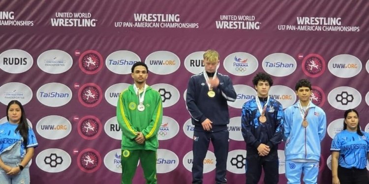 Capixaba Ryan Freire, destaque brasileiro, conquista prata no Pan-americano de Wrestling