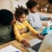 Governo lança programa de educação digital para capacitar professores