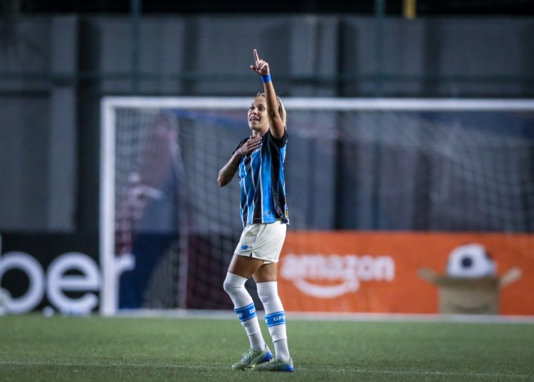 Grêmio vence Bahia com dois gols de Camila Pini no Brasileirão feminino