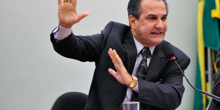Pastor Malafaia vira réu por injúria contra generais do Exército
