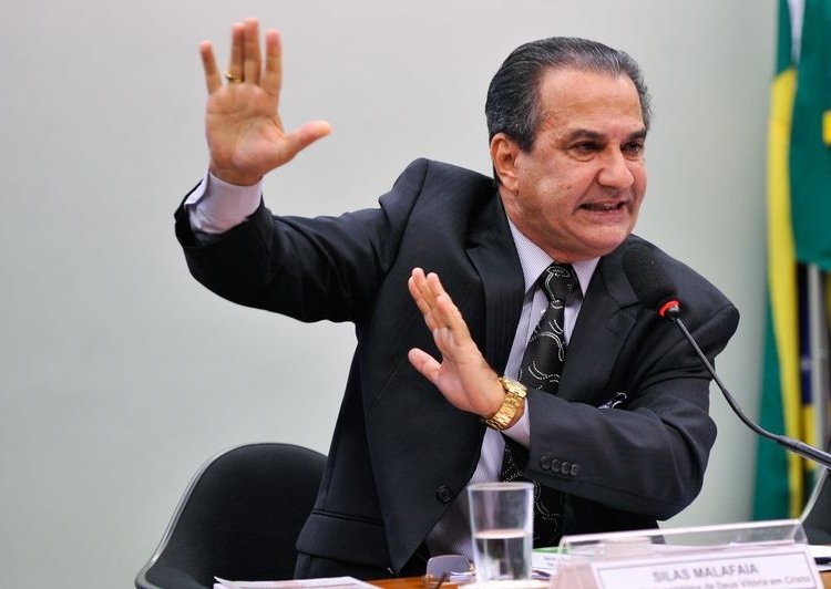 Pastor Malafaia vira réu por injúria contra generais do Exército