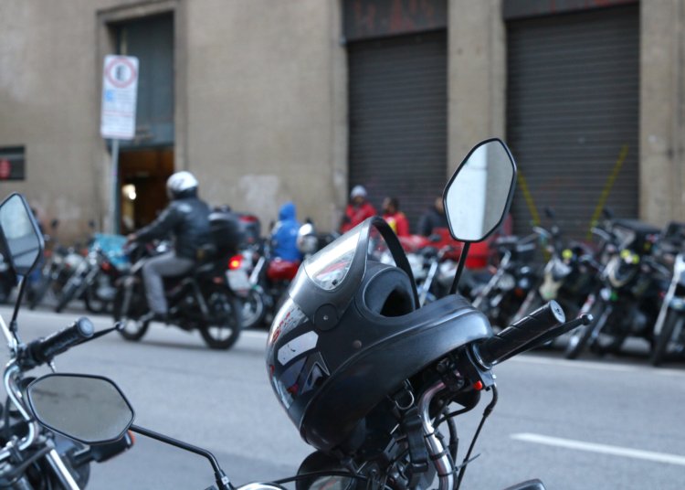 Produção e vendas de motos disparam no Brasil, impulsionadas por demanda e mobilidade