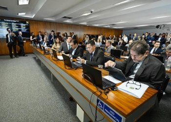 Senado prioriza educação e segurança pública em avaliações de políticas para 2026