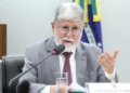 Amorim critica classificação de facções como terroristas em Fórum de Segurança