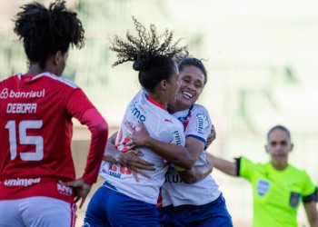 Bahia domina Internacional e assume 4º lugar no Brasileirão Feminino