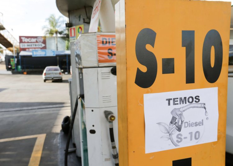 Brasil amplia importação de diesel da Rússia e EUA após crise no Oriente Médio
