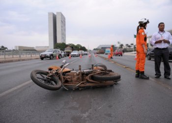 Brasil institui dia nacional em memória das vítimas de trânsito