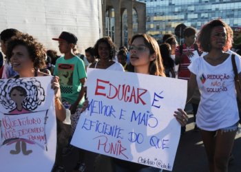 CCJ adia de novo PEC que reduz maioridade penal de 18 para 16 anos