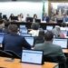 CCJ da Câmara adia votação sobre redução da maioridade penal para 16 anos