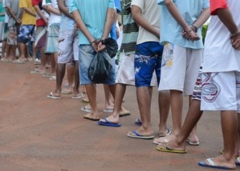 CCJ retoma debate sobre redução da maioridade penal nesta terça-feira