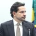 Comissão da Câmara aprova seguro educacional opcional para estudantes de faculdades