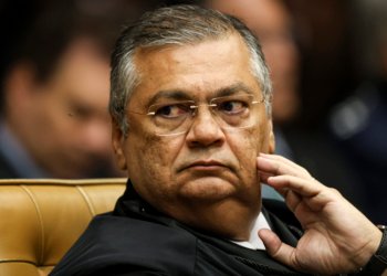 Dino proíbe criação de novos benefícios a juízes e procuradores