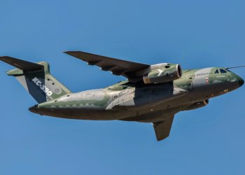 Embraer fecha contrato bilionário para venda de dez aviões C-390 aos Emirados Árabes