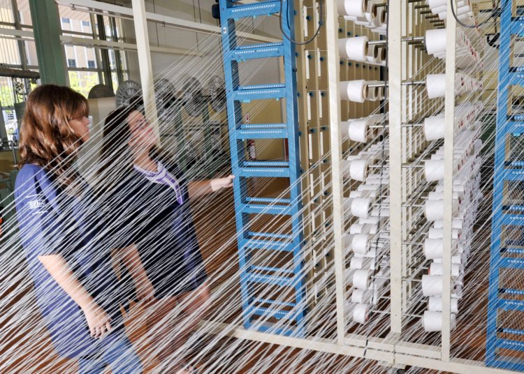 Fim da “taxa das blusinhas” divide setor e preocupa indústria e varejo