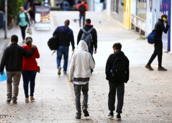 Frente fria traz chuvas intensas e queda acentuada de temperatura ao Brasil