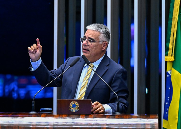 Girão acusa censura prévia no TSE e critica decretos de Lula sobre internet
