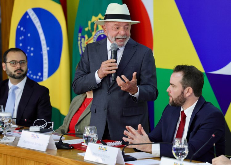 Governo federal lança nova fase do Desenrola Brasil para renegociação de dívidas