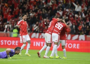 Internacional vence Fluminense no Beira-Rio e se afasta da zona de rebaixamento
