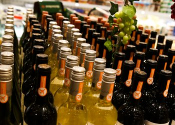 IPCA-15 varia 0,62% em maio e é puxado por alimentação e bebidas